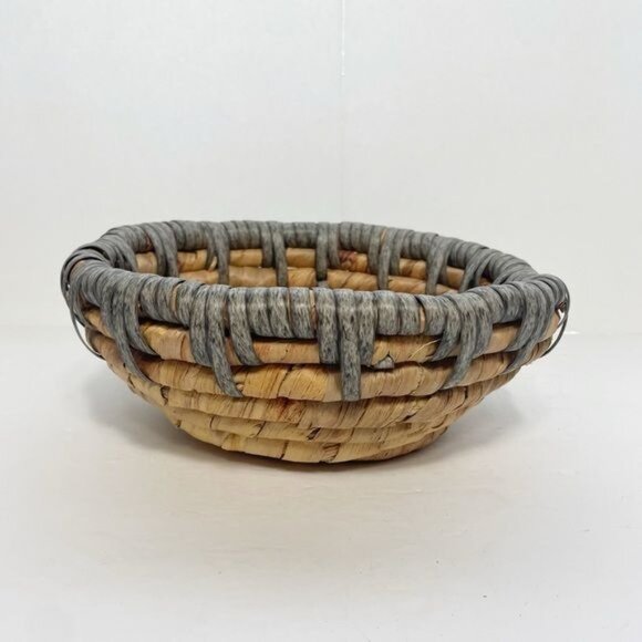 Small Hand-Made Coiled Natural Fiber Basket With Gray Top Coil - Picture 2 of 4